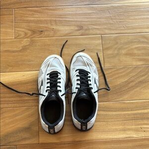 Mizuno Women's Cyclone Speed 3 Volleyball Shoe Size 9